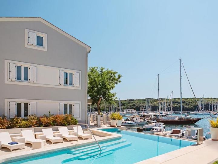 Ribarska Koliba Resort | Pula